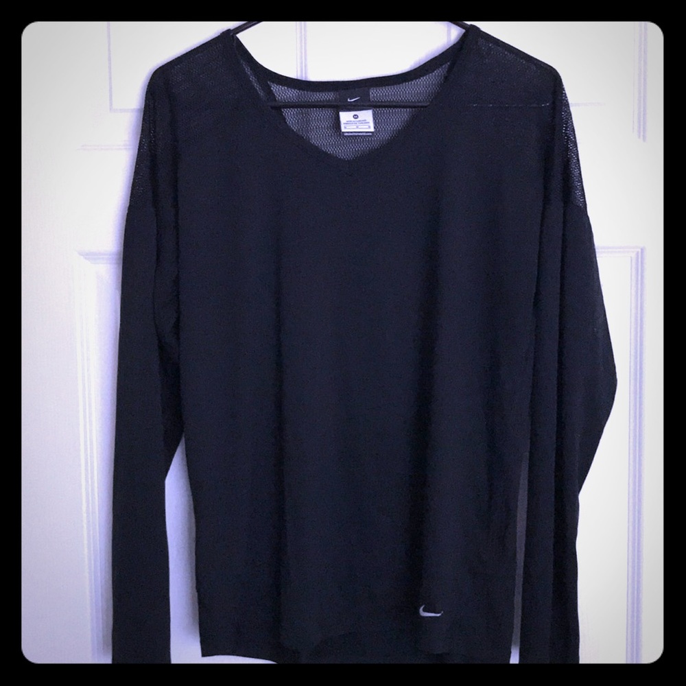 Nike Dry Fit Long Sleeve Top, Size M